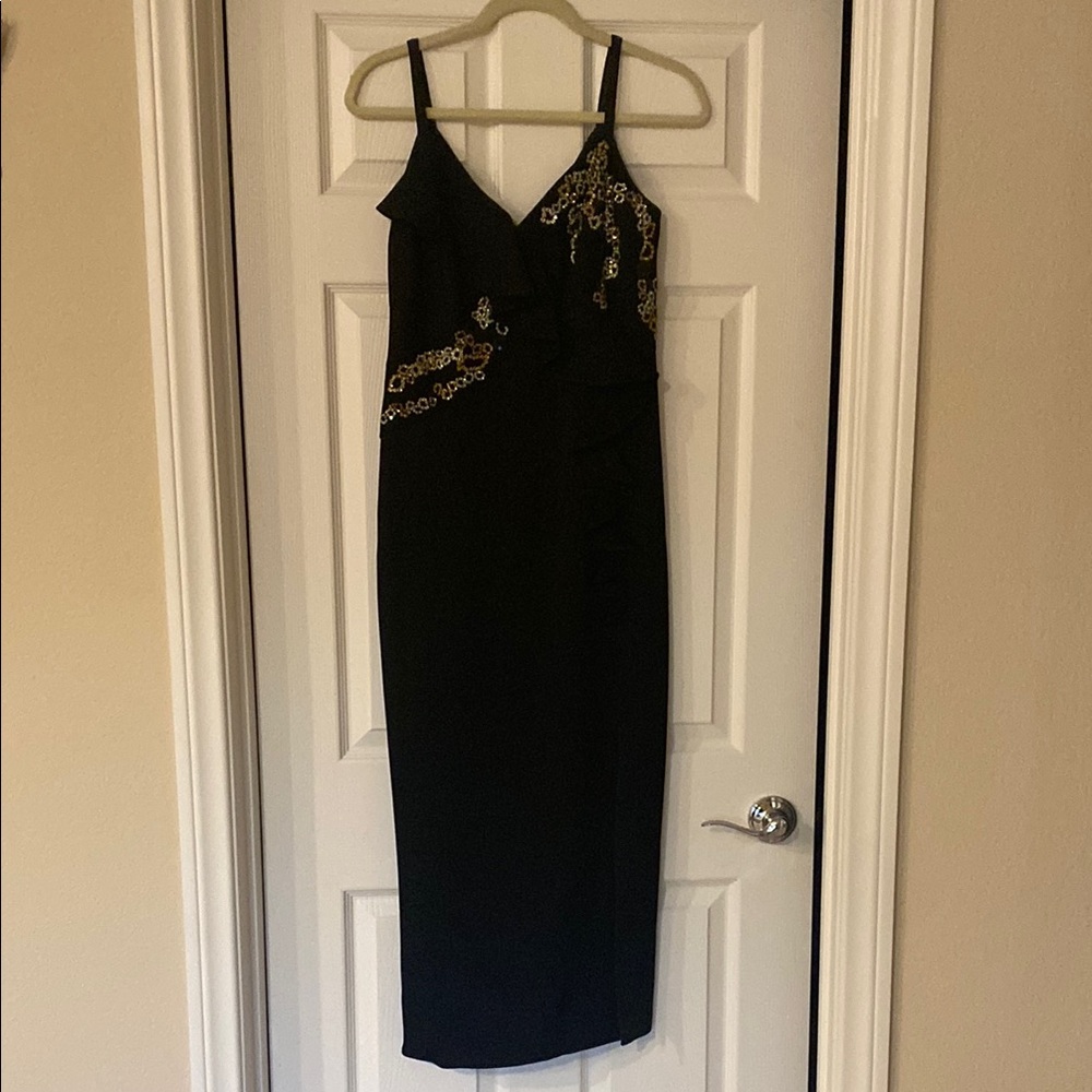 Shoshanna Black Sequin Embellished Classic Gown.